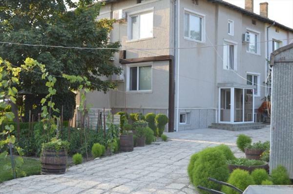 Къща За Гости "Черната Роза" Bulgarevo Exterior photo